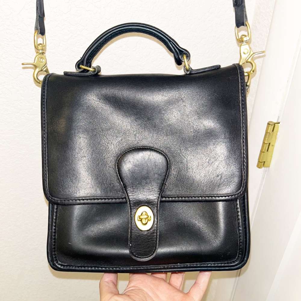 COACH Vintage 1983 The Station CrossBody Top Handle Leather Bag in BLACK